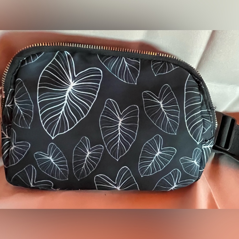 Black Leaf Print Crossbody Bag